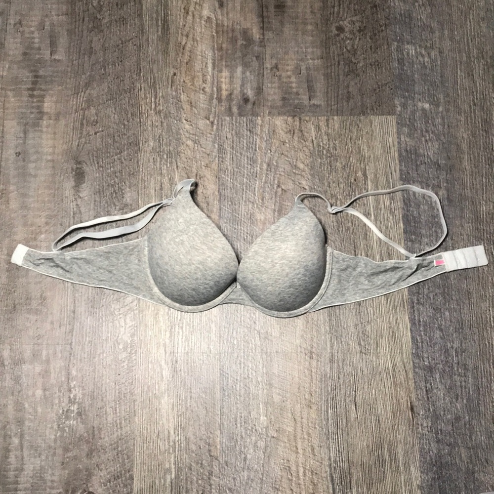 Pink t-shirt push up bra